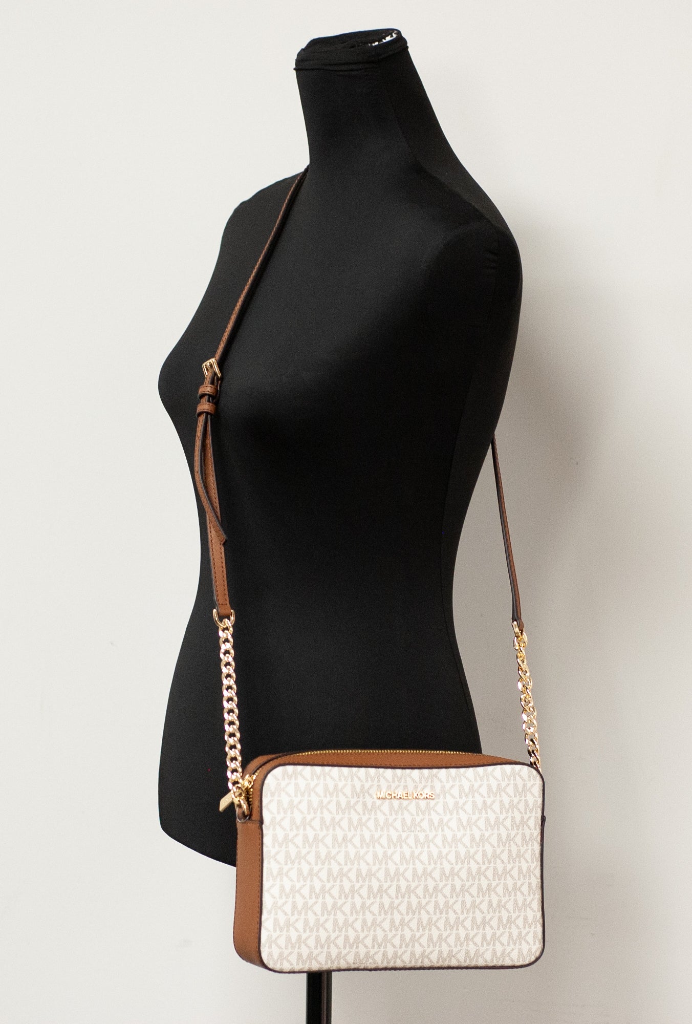 Michael Kors Jet Set Vanilla Leather Crossbody
